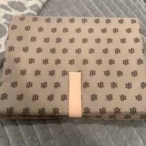 Jon Hart - Diaper changing pad (only)